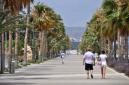 Limassol - príjemná promenáda na brehu mora