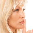 Môže menopauza negatívne ovplyvniť váš vzťah? Ako si poradiť?