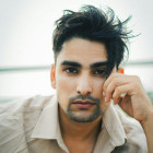 Oholí, pristrihne vlasy aj zbaví chĺpkov