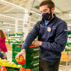 Vianočné otváracie hodiny obchodov Tesco: na Štedrý deň budú otvorené do 11. h